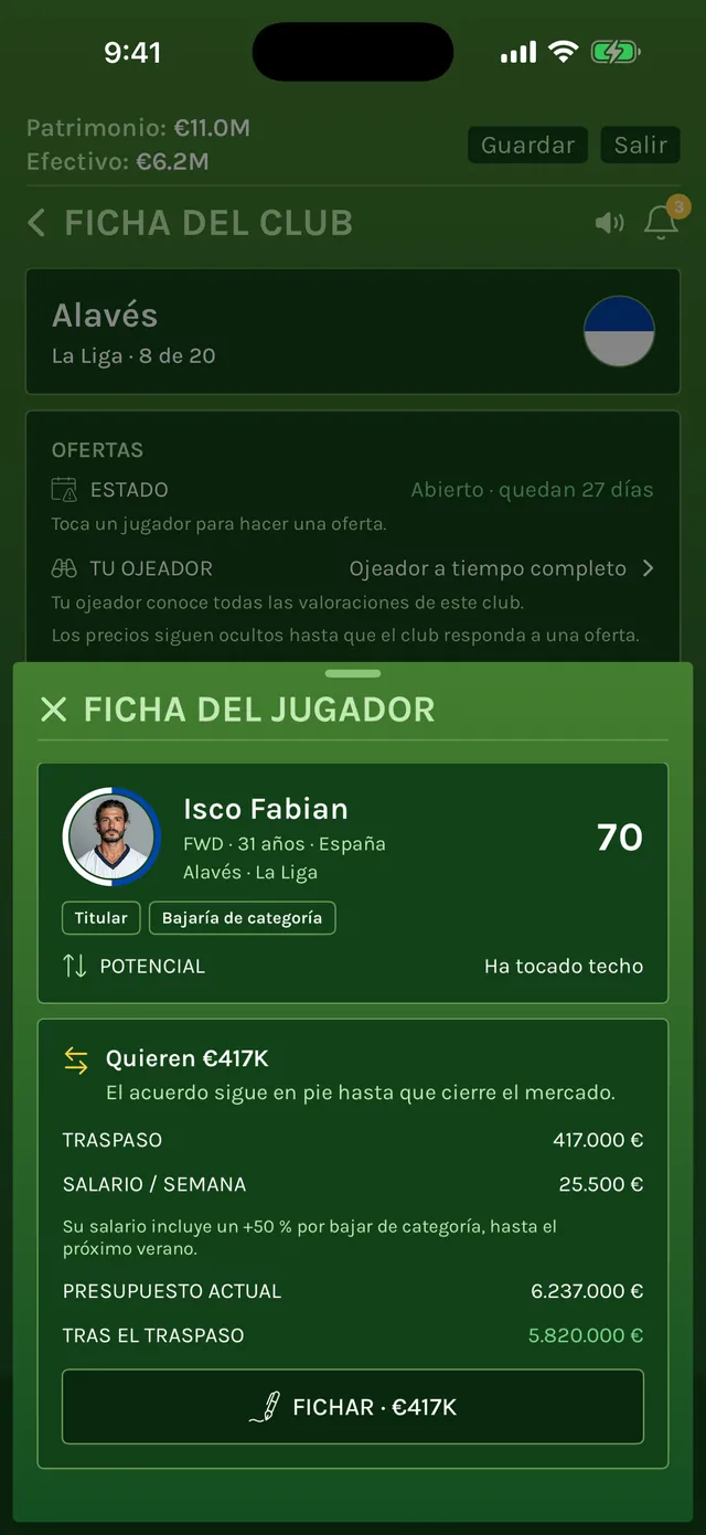 Ficha de un delantero de 31 años del Alavés, con una valoración de 70, que ya es su techo, y las etiquetas Titular y Bajaría de categoría: el club pide 417.000 € y aparecen también su salario semanal, el presupuesto tras el traspaso y el botón Fichar