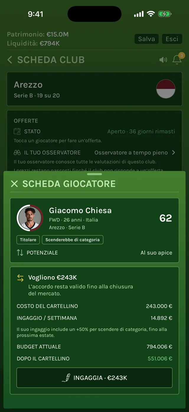 Scheda giocatore di un attaccante dell'Arezzo di 26 anni, titolare con valutazione 62, già al suo apice e disposto a scendere di categoria: i 243.000 € chiesti dal club, l'ingaggio settimanale, il budget dopo il cartellino e il pulsante Ingaggia