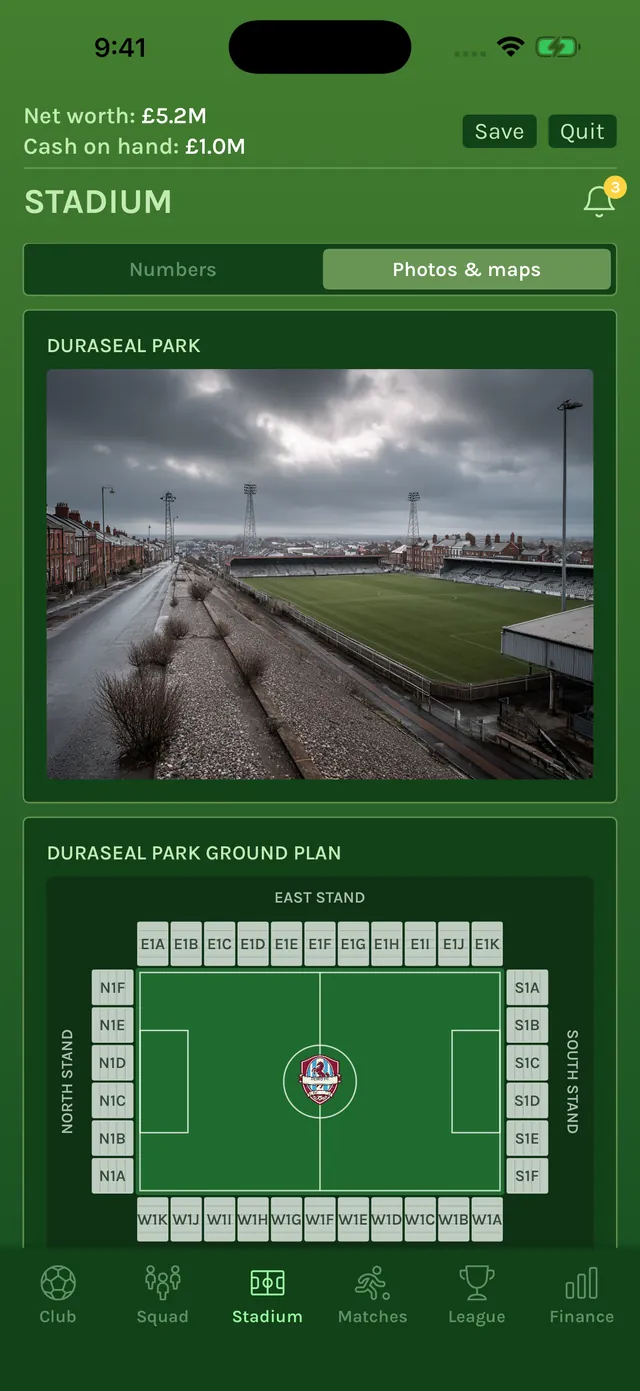Separador Estádio, na versão inglesa da app, com uma foto do Duraseal Park sob um céu carregado, junto a uma rua de casas em banda, e a planta do estádio, bancada a bancada